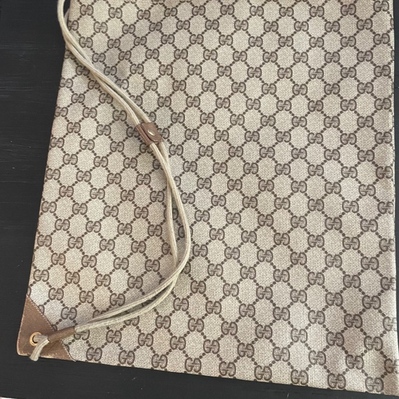 Authentic Gucci Accessory Collection PVC Leather & Drawstring Shoulder Bag- Used - Picture 3 of 5